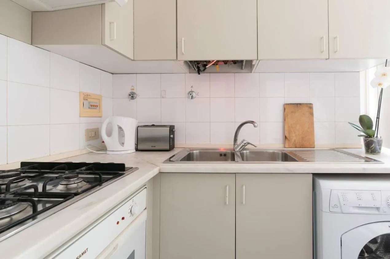 Via Ricasoli Apartment, Next To Accademia Florence 0*,  Italy