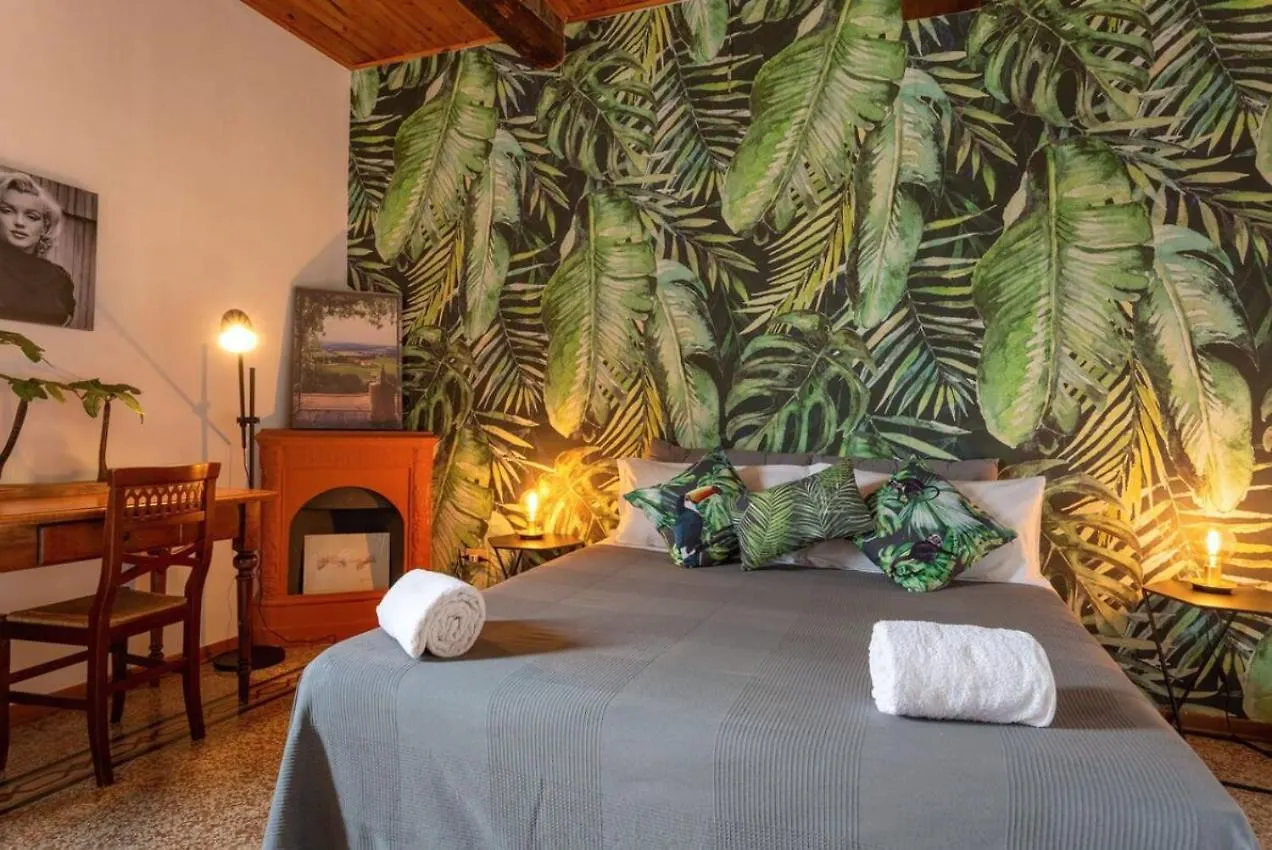 Via Ricasoli Apartment, Next To Accademia Florence 0*,