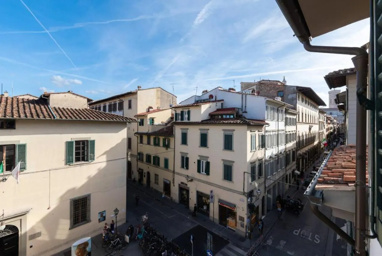 Apartment Via Ricasoli Apartment, Next To Accademia Florence